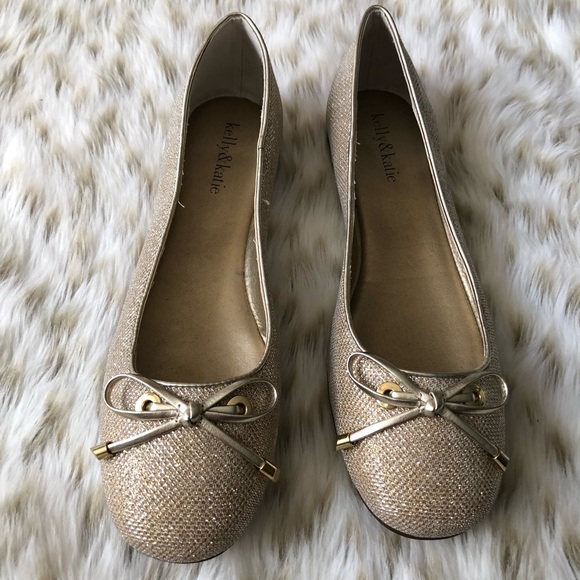 Gold Kelly & Katie flats - Picture 2 of 5